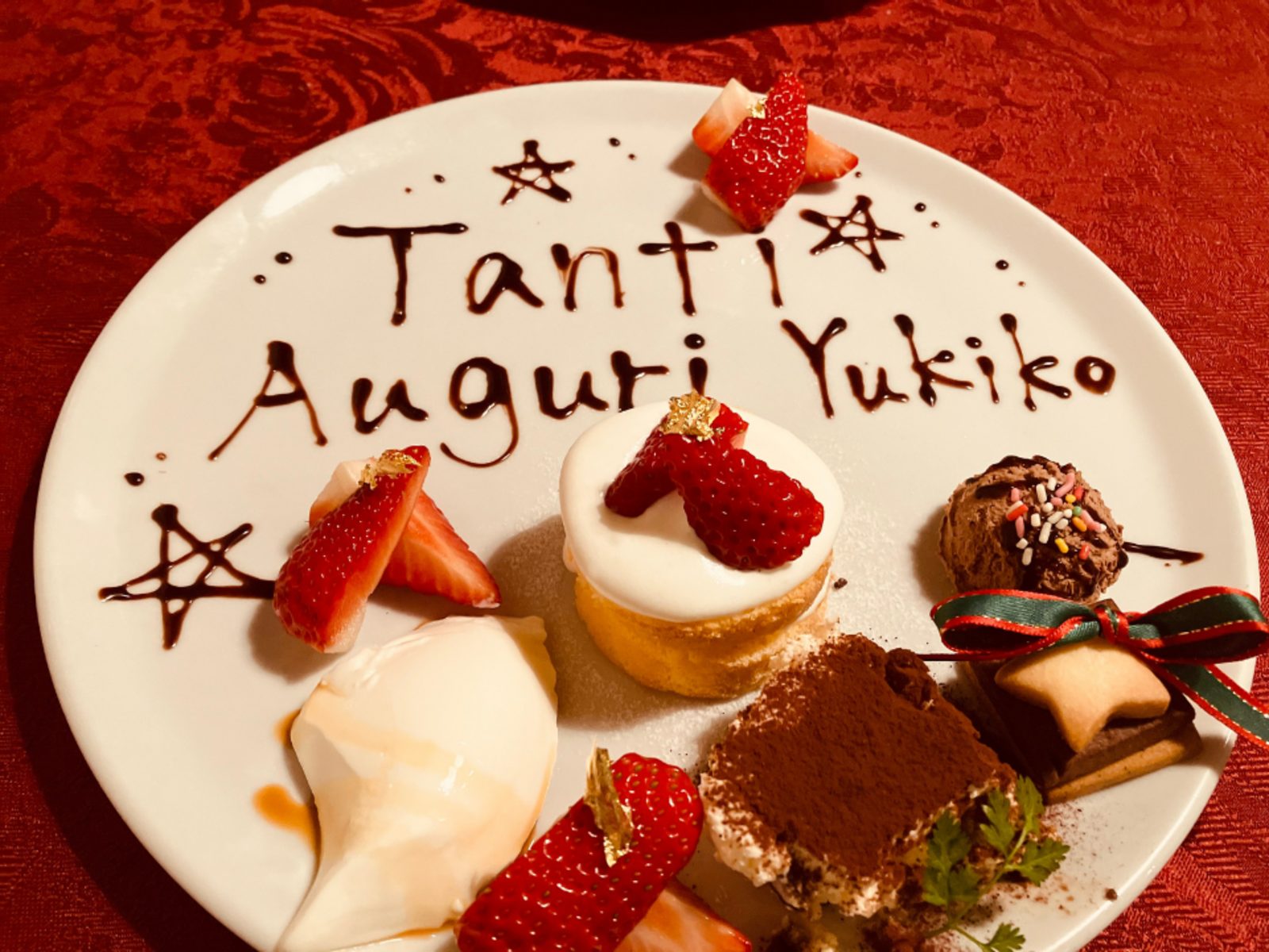ヒルズいちごを使ったデザートプレート